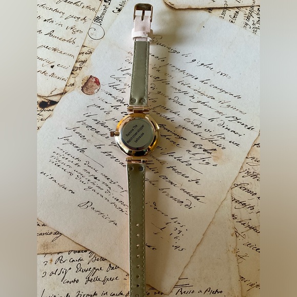 QUARTZ Ladies Rose Gold Tone with Leather Band Classic Analog Watch - Picture 8 of 10